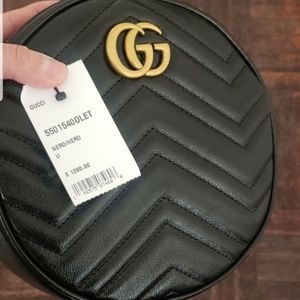 Gucci mini round marmont bag